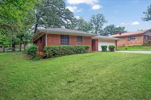 118 E Florence St, Denison, TX 75021 - Photo 2