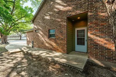 103 Del Rio Avenue #B, Benbrook, TX 76126 - Photo 8