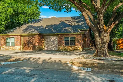 103 Del Rio Avenue #B, Benbrook, TX 76126 - Photo 2