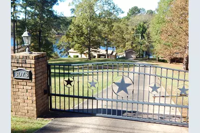 3073 East Lake, Gladewater, TX 75647 - Photo 18