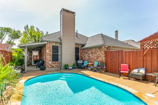 122 Parkhurst Ln, Allen, TX 75013 - Photo 2