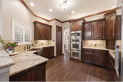 7805 Vineyard Court, North Richland Hills, TX 76182 - Photo 12