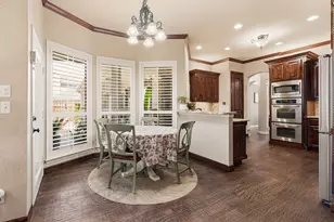 7805 Vineyard Ct, North Richland Hills, TX 76182 - Photo 10