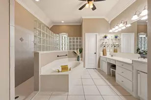 7805 Vineyard Ct, North Richland Hills, TX 76182 - Photo 20