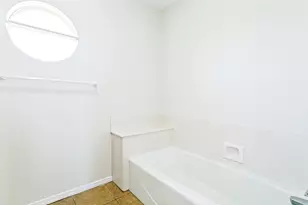 333 W Louella Dr, Hurst, TX 76054 - Photo 18