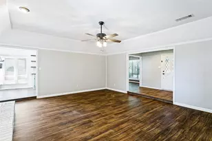 333 W Louella Dr, Hurst, TX 76054 - Photo 14