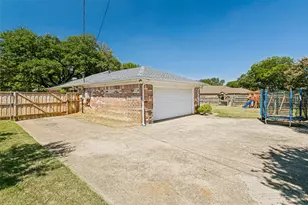 333 W Louella Dr, Hurst, TX 76054 - Photo 28