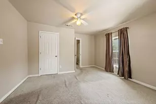 422 N Wood St, Denton, TX 76209 - Photo 14