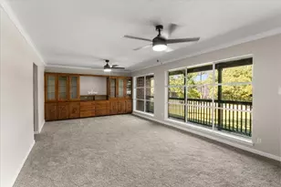 6000 Monterrey Dr, Fort Worth, TX 76112 - Photo 6