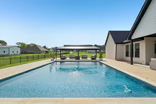 1065 Julian Dr, Van Alstyne, TX 75495 - Photo 28