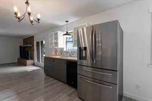 131 S Crescent St, Gorman, TX 76454 - Photo 10