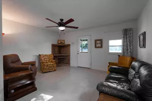 131 S Crescent St, Gorman, TX 76454 - Photo 22