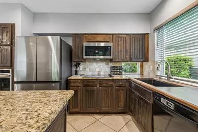 2225 Chapel Downs Drive, Arlington, TX 76017 - Photo 8
