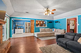 6404 Suncrest Ct, North Richland Hills, TX 76180 - Photo 10