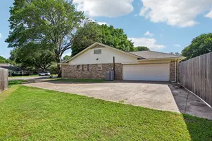 6404 Suncrest Ct, North Richland Hills, TX 76180 - Photo 40