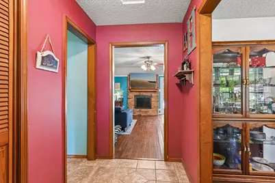 6404 Suncrest Court, North Richland Hills, TX 76180 - Photo 6