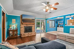 6404 Suncrest Ct, North Richland Hills, TX 76180 - Photo 8