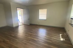 5301 Collingsworth, Houston, TX 77026 - Photo 2