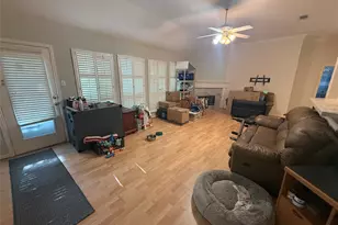 3607 Heatherbrook Dr, Arlington, TX 76001 - Photo 12