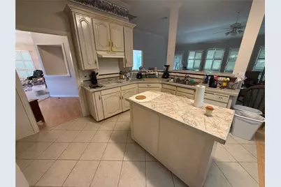 3607 Heatherbrook Drive, Arlington, TX 76001 - Photo 8