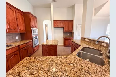 529 Olympia Street, DeSoto, TX 75115 - Photo 12