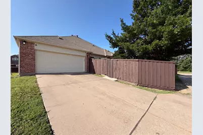 529 Olympia Street, DeSoto, TX 75115 - Photo 20