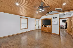 901 Marion Rd, Venus, TX 76084 - Photo 6