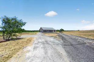 901 Marion Rd, Venus, TX 76084 - Photo 4