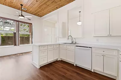 515 S Lamar Street, Eastland, TX 76448 - Photo 18