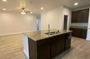 2202 Jones St, Greenville, TX 75401 - Photo 8