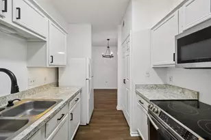 9254 Forest Ln, Dallas, TX 75243 - Photo 10