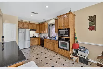 1411 Chateau Lane, Mansfield, TX 76063 - Photo 14