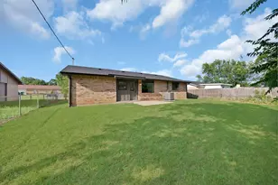 132 Yorkshire Dr, Cedar Hill, TX 75104 - Photo 24