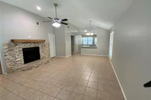 2313 Dalewood Ln, Bedford, TX 76022 - Photo 2