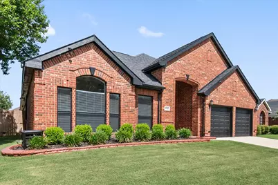 6906 Field Lark Drive, Arlington, TX 76002 - Photo 2
