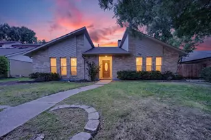 209 Glenwood Dr, Coppell, TX 75019 - Photo 2