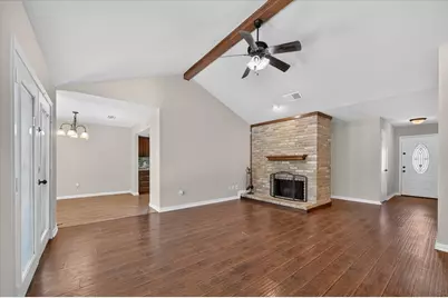 209 Glenwood Drive, Coppell, TX 75019 - Photo 6