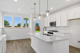 1013 Hammy Ln, Aubrey, TX 76227 - Photo 6