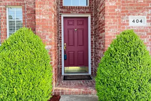 404 Belmont Ct, Lewisville, TX 75067 - Photo 2