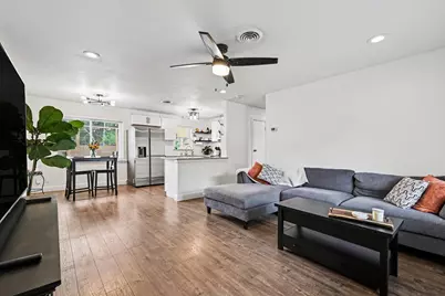 411 E Tucker Boulevard, Arlington, TX 76010 - Photo 2