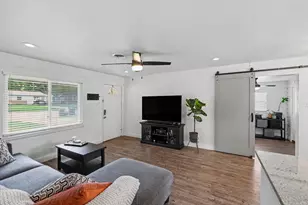 411 E Tucker Blvd, Arlington, TX 76010 - Photo 6