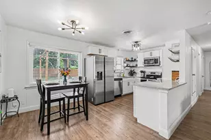 411 E Tucker Blvd, Arlington, TX 76010 - Photo 4