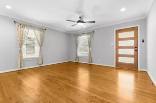 563 Hambrick Rd, Dallas, TX 75218 - Photo 18