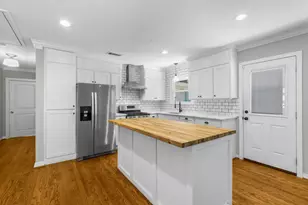 563 Hambrick Rd, Dallas, TX 75218 - Photo 20