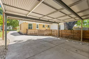 563 Hambrick Rd, Dallas, TX 75218 - Photo 26