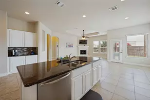 15705 Weymouth Dr, Frisco, TX 75036 - Photo 10