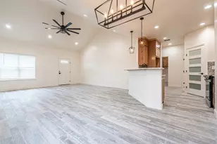 710 N Post Oak St, Dublin, TX 76446 - Photo 2