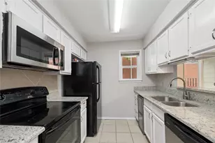 6900 Skillman St, Dallas, TX 75231 - Photo 10