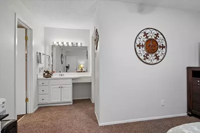5300 Keller Springs #1077, Dallas, TX 75248 - Photo 20