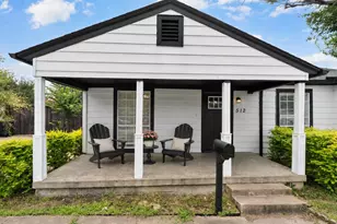 512 Cedar Dr, Garland, TX 75040 - Photo 2
